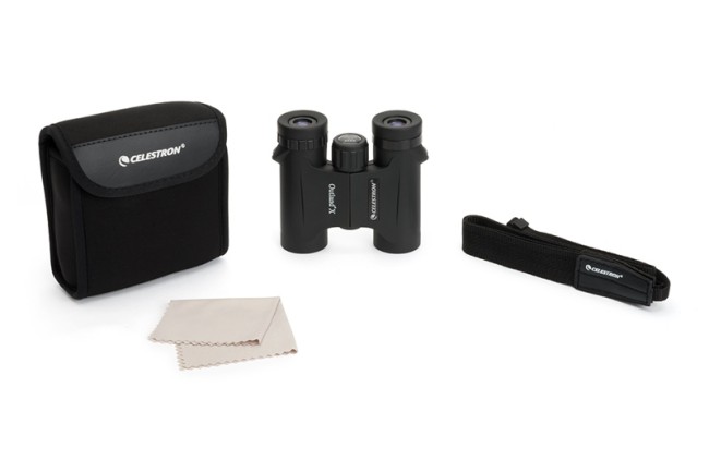 Бинокль Celestron Outland X 8x25