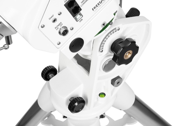 Монтировка Sky-Watcher AZ-EQ6 SynScan GOTO со стальной треногой