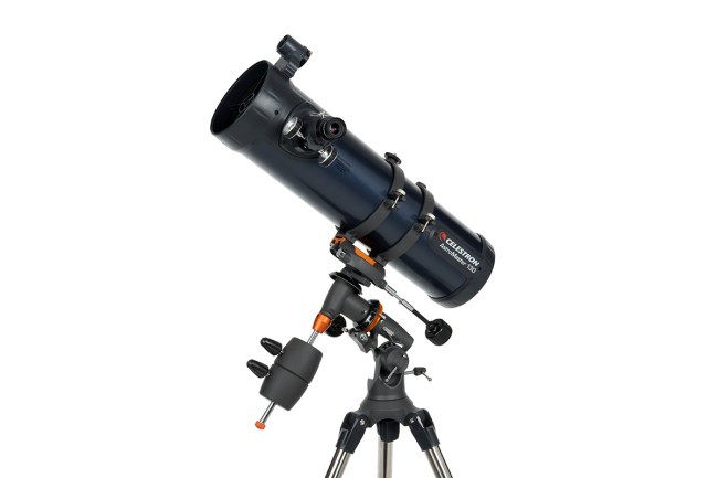 Телескоп Celestron AstroMaster 130 EQ Телескоп Celestron AstroMaster 130 EQ