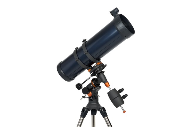 Телескоп Celestron AstroMaster 130 EQ Телескоп Celestron AstroMaster 130 EQ