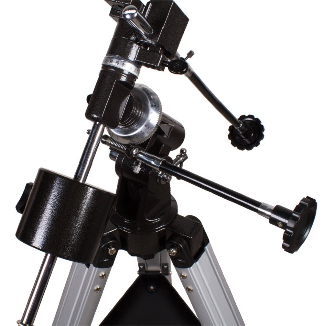 Монтировка Sky-Watcher EQ1 с алюминиевой треногой Монтировка Sky-Watcher EQ1 с алюминиевой треногой