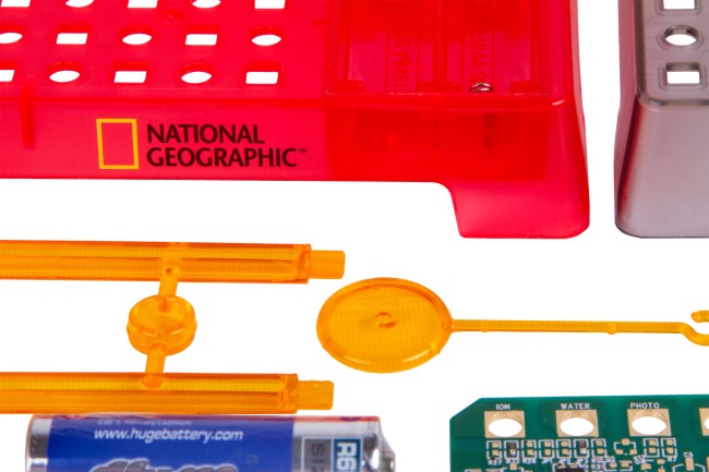 Набор для экспериментов Bresser National Geographic «Гальванический элемент и Волшебная лампа»