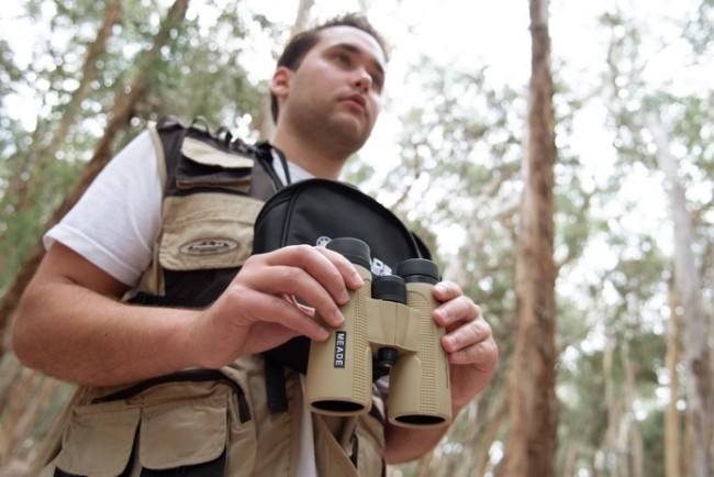 Бинокль Meade CanyonView ED 10x32 Бинокль Meade CanyonView ED 10x32