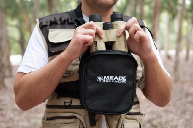 Бинокль Meade CanyonView ED 10x32 Бинокль Meade CanyonView ED 10x32