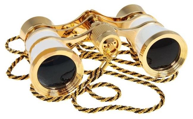 Бинокль театральный Kromatech БТ 3х25 с цепочкой (белый) Бинокль театральный Kromatech БТ 3х25 с цепочкой (белый)