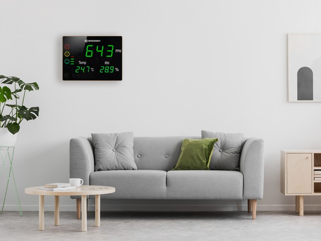 Гигрометр Bresser Air Quality Smile XXL с датчиком CO2