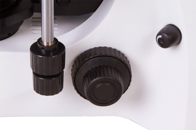 Микроскоп Levenhuk M500 Микроскоп Levenhuk M500