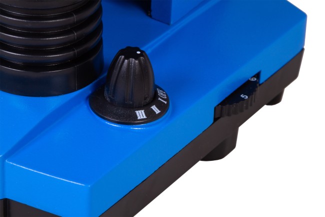 Микроскоп Bresser Junior Biolux SEL 40–1600x, синий Микроскоп Bresser Junior Biolux SEL 40–1600x, синий