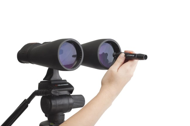 Карандаш для чистки оптики Celestron LensPen Карандаш для чистки оптики Celestron LensPen