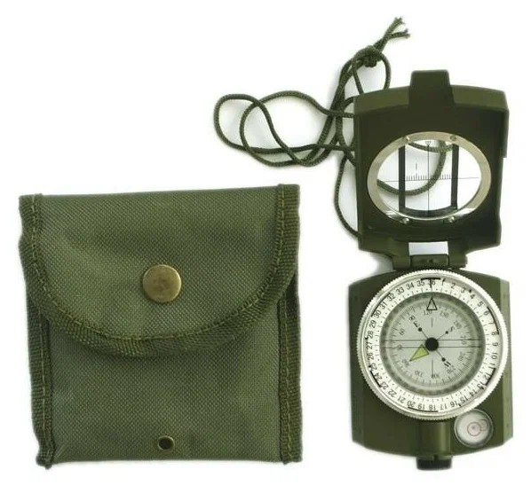Компас жидкостной армейский (58 мм) с уровнем и визиром (зеленый) Компас жидкостной армейский (58 мм) с уровнем и визиром (зеленый)
