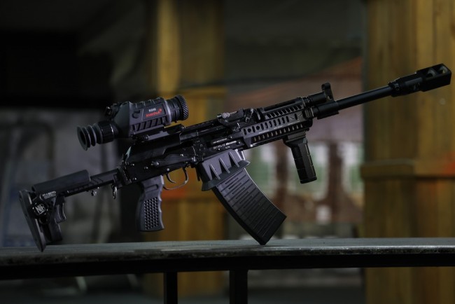 Прицел тепловизионный Levenhuk Fatum RS50 Прицел тепловизионный Levenhuk Fatum RS50