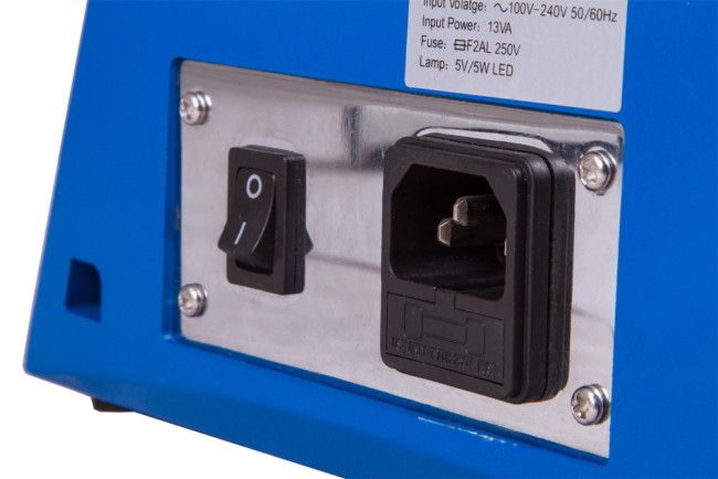 Микроскоп цифровой Levenhuk MD600T Микроскоп цифровой Levenhuk MD600T