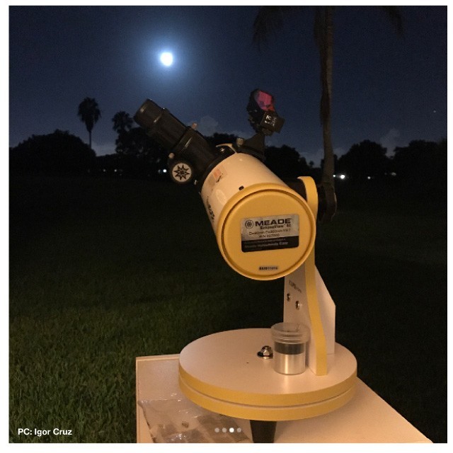 Телескоп Meade EclipseView 82 мм (рефлектор с солнечным фильтром на настольной монтировке)