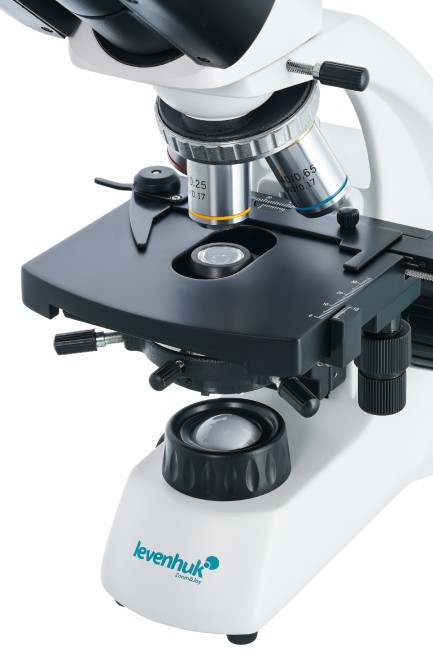 Микроскоп цифровой Levenhuk D400T, 3,1 Мпикс, тринокулярный Микроскоп цифровой Levenhuk D400T, 3,1 Мпикс, тринокулярный