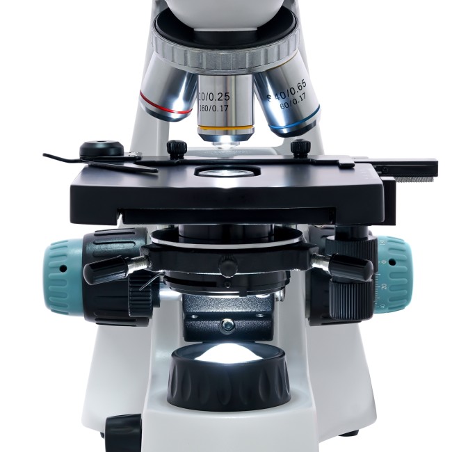 Микроскоп цифровой Levenhuk D400T, 3,1 Мпикс, тринокулярный Микроскоп цифровой Levenhuk D400T, 3,1 Мпикс, тринокулярный