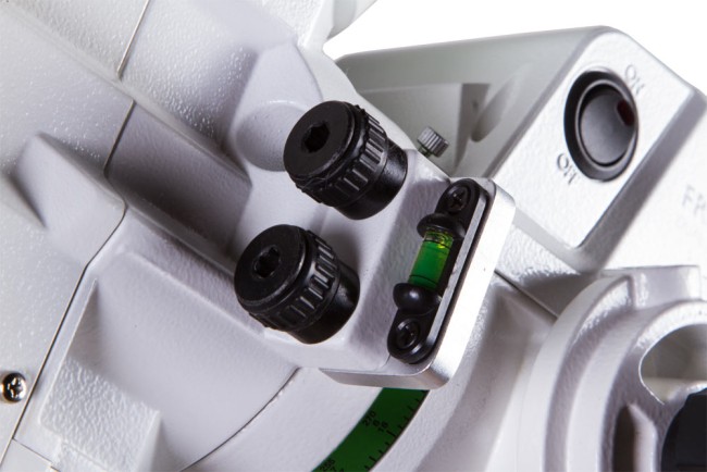 Монтировка Sky-Watcher AZ-EQ5 SynScan GOTO с колонной Pier Tripod