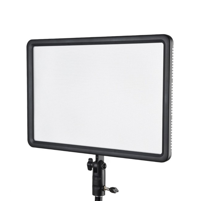 Осветитель светодиодный Godox LEDP260C накамерный Осветитель светодиодный Godox LEDP260C накамерный