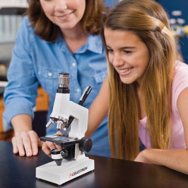 Учебный микроскоп Celestron