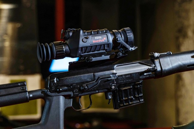 Прицел тепловизионный Levenhuk Fatum RS150 Прицел тепловизионный Levenhuk Fatum RS150