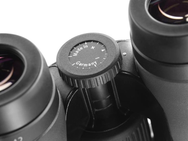 Бинокль Carl Zeiss Victory 8x42 SF Бинокль Carl Zeiss Victory 8x42 SF