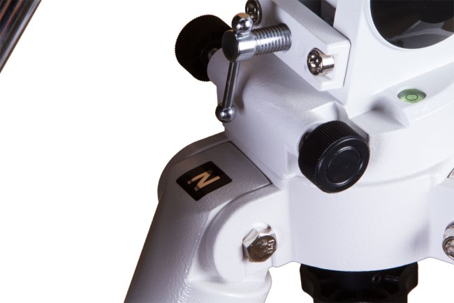 Монтировка Sky-Watcher EQM-35 с треногой NEQ5 Монтировка Sky-Watcher EQM-35 с треногой NEQ5